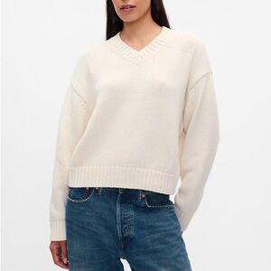 Gap Oversized V-Neck Sweater Cream Beige